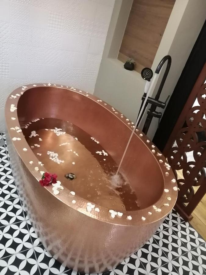 Hotel Boutique Rayon 50 Морелия Екстериор снимка